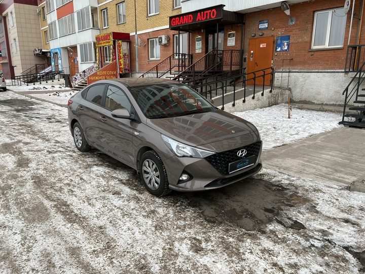hyundai SOLARIS